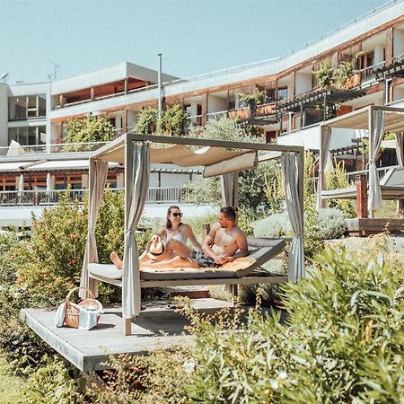 Biohotel Theiner'S Garten Лана Екстериор снимка