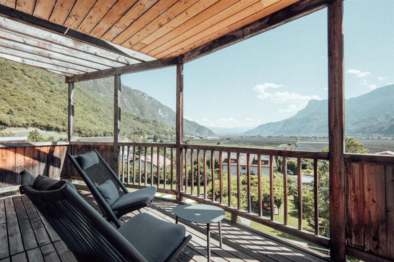 Biohotel Theiner'S Garten Лана Екстериор снимка