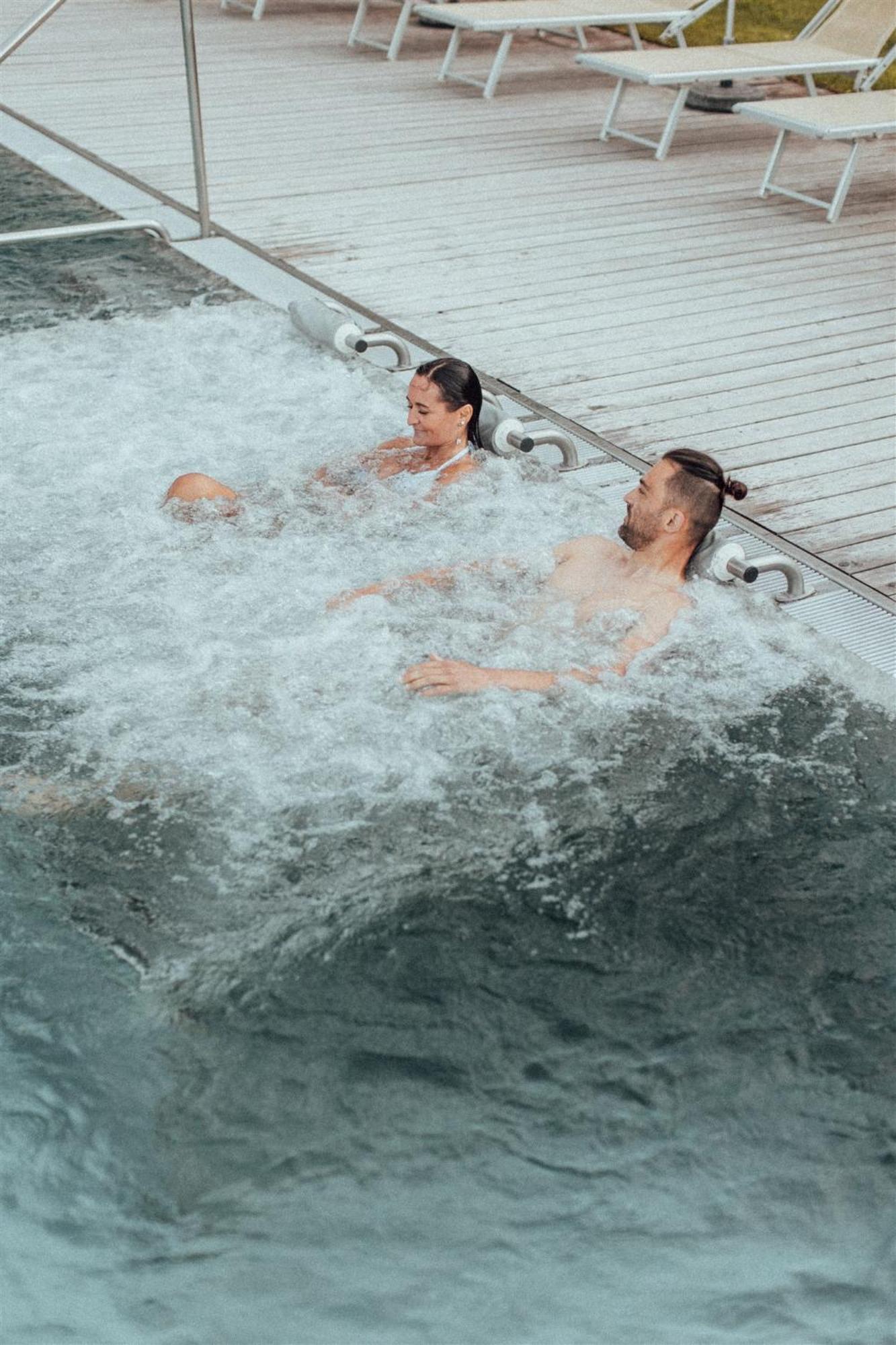 Biohotel Theiner'S Garten Лана Екстериор снимка