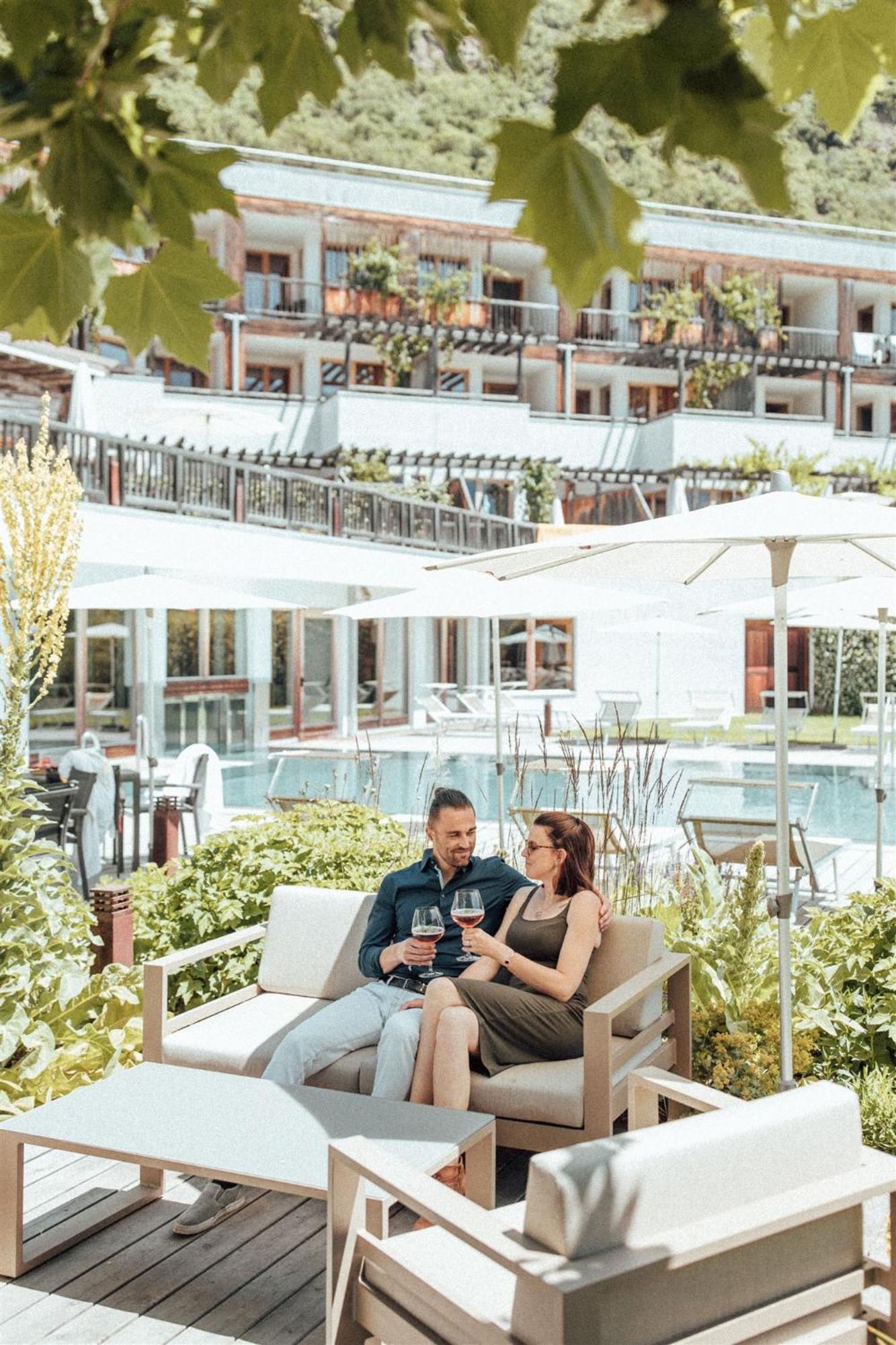 Biohotel Theiner'S Garten Лана Екстериор снимка