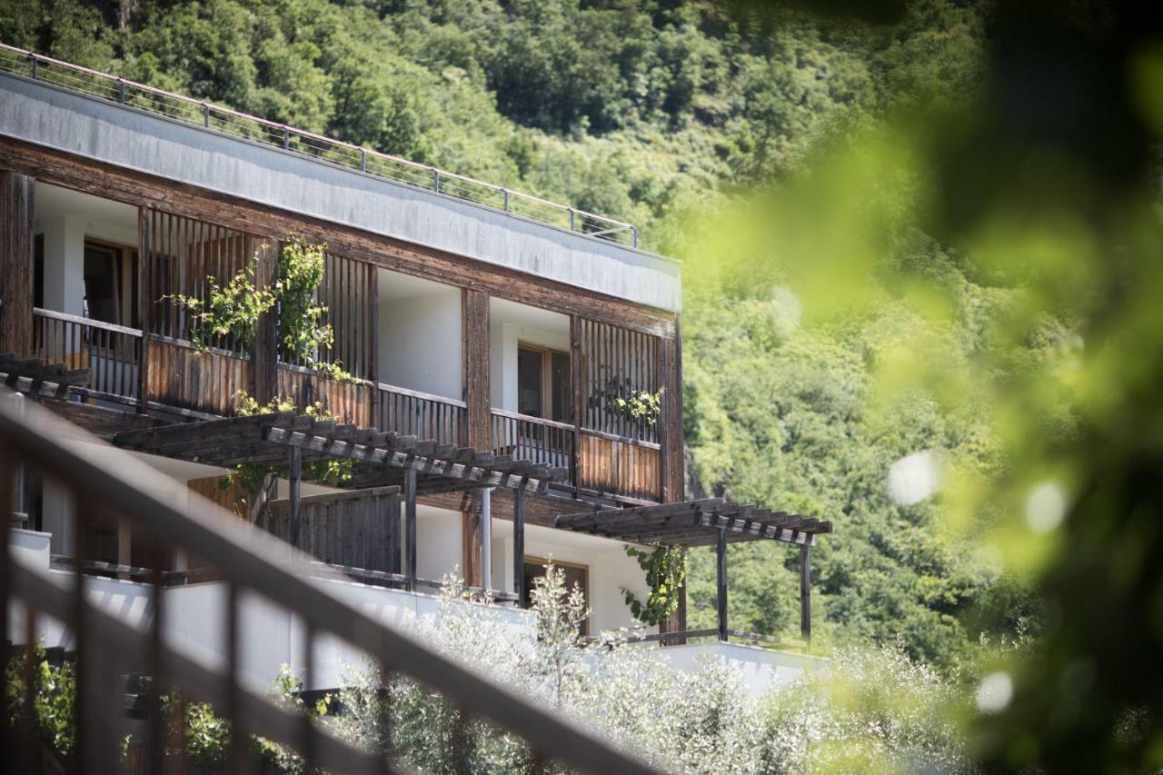 Biohotel Theiner'S Garten Лана Екстериор снимка
